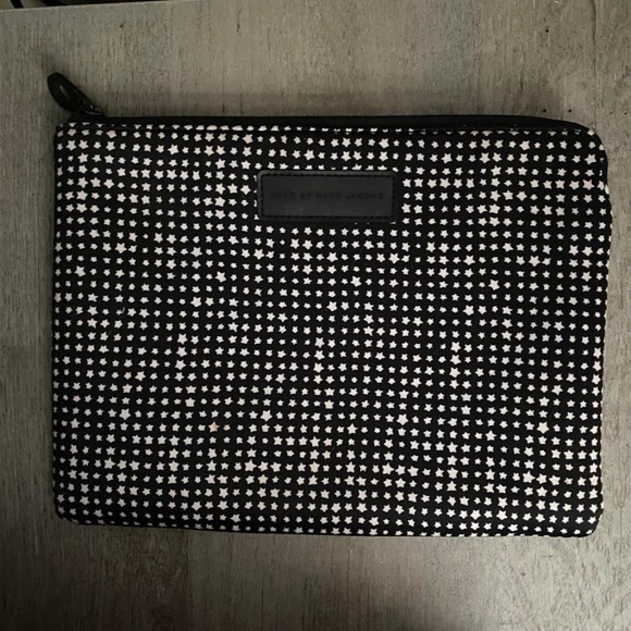 Marc by Marc Jacobs Black and White Stars Zip Tech Tablet Case